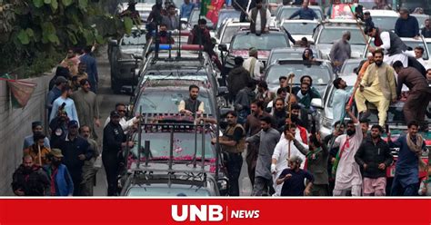 Pakistan: Police storm Imran Khan home in Lahore, arrest 30