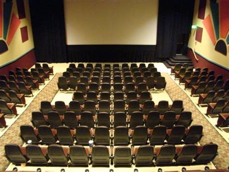Palace 9 cinemas. AMC Theatres 