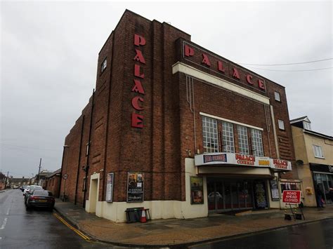 Palace Cinema Gorleston - Pearl & Dean Cinemas