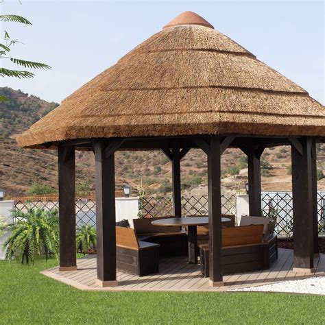 Palapas. The average price of palapa kits from Palapa Kings range from $749.00 to $3,699 depending on the size and accessory options added such as: tables, custom stains, number of posts, and type of thatch. “Some of our custom projects in Southern California have ranged from $1,300 to $63,000 and up,” recalls Smith. 