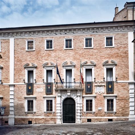 Palazzo Campana (Osimo) - Wikiwand