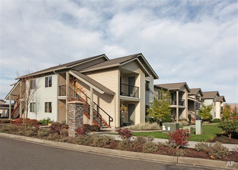 Palermo at lakeland. Welcome To Palermo At Lakeland Community Info: You'll love this beautiful European style apartment community located right next to the Lakeland Town Center. Featuring views of the Olympics and Cascades, Palermo is just across the street from walking trails & sports facilities. Palermo also offers lavish resort-style amenities to fit … 
