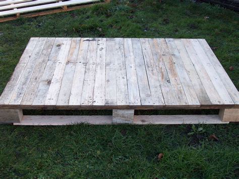 Pallette for sale. New listing Used wooden pallets for sale,3x1000 x 1200, 1x800 x 1200, buyer to collect. £1.00. Collection in person. Wooden Pallet Toppers. £1.00. Collection in person. or Best Offer. Wooden Pallets 940mm x 750mm Clean Condition Warehouse Transport Fencing DIY. £3.50. Collection in person. 