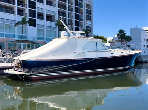 Palm Harbor Marina HMY Yachts