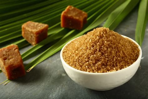 Palm sugar substitute. But it provides fewer nutrients than raw honey or pure maple syrup. “Agave nectar has the same number of carbohydrates and calories as table sugar, but you get a lot of flavor from a small ... 