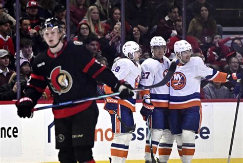 Palmieri, Wahlstrom lead short-handed Islanders to 5-3 win over Senators