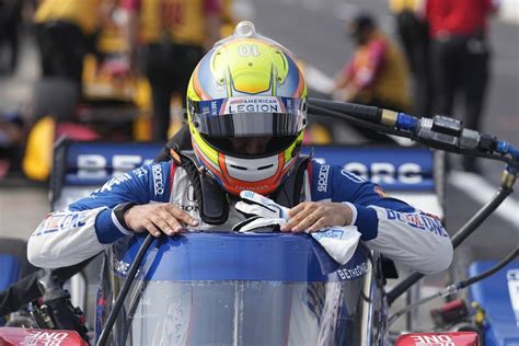 Palou has 2nd IndyCar title in sight but Scott Dixon in his rearview mirror with 2 races remaining