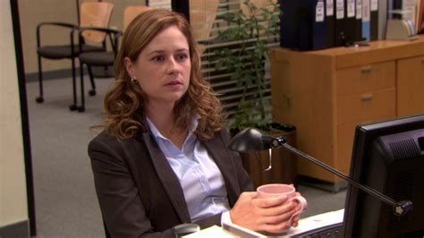 PAM BEESLY!!! Holy moly, what a fox. . 