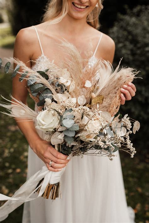 Pampas Grass Wedding Bouque