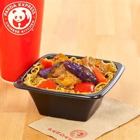 Panda express vegetarian. July 13, 2021 – Another fast food chain is hopping on the plant-based train. Panda Express, icon of the shopping mall food court, is giving its most popular dish a veggie makeover. Soon, you’ll be able to taste a vegetarian take on orange chicken using the newly-released ‘chicken’ product from Beyond Meat.. The Panda Express Beyond … 