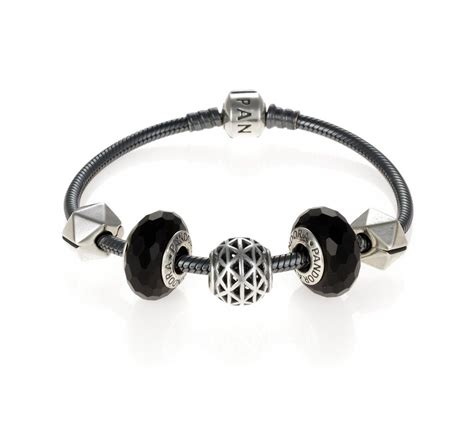 Pandora men. If you’re in the market for a new Pandora bracelet, you may be wondering where to find the perfect store near you. Luckily, there are several ways to locate a Pandora retailer in y... 