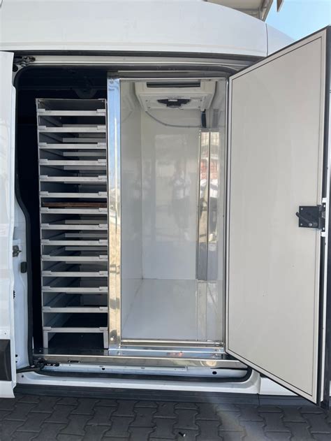 veodersti.rgarabwor.edu.pl. 