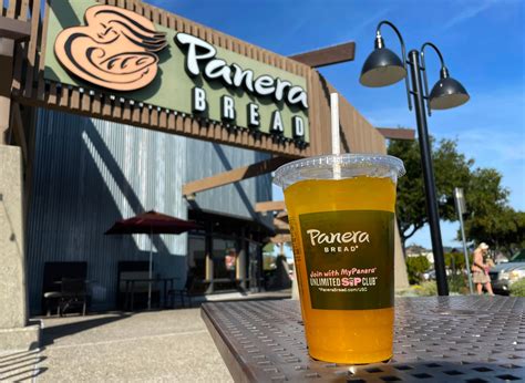Panera bread lemonade lawsuit. The Panera Bread Company is a public company that is traded on the NASDAQ stock market. The majority of its shareholders are financial institutions and mutual fund holders. The rem... 