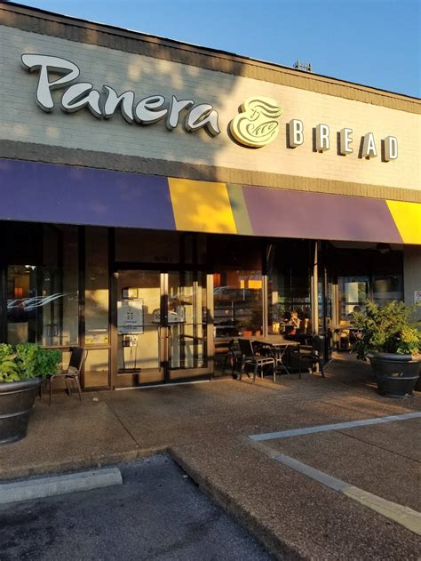 Visit your local Panera Bread at 1961 Union Avenue in Memphis, TN to find soup, salad, bakery, pastries, coffee near you. Dine-in, pickup, and delivery.
