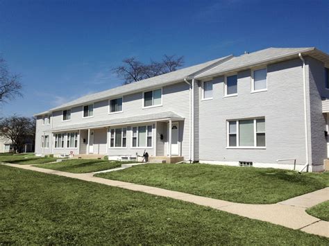 3324 Western Ave, Park Forest, IL 60466. 1–3 Beds. 1 Bath. 706-1,347 Sqft. 10+ Units Available. Managed by Pangea Real Estate. . 