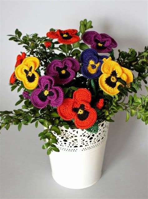 Pansy Crochet Pattern