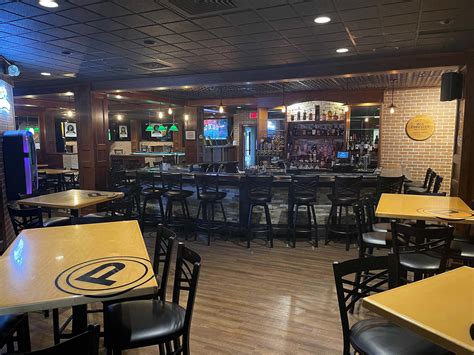Sep 25, 2023 · Papa’s Brick Oven Pub | Italian-themed Pub Eatery in Green, OH. Formerly Deluca’s Pizza Pub, Papa’s Brick Oven Pub is officially open seven days a week in the Shops at Green. We are proud to serve you with a fine …. . 