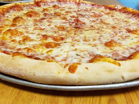 Pizza By Pappas: GREAT PIZZA - See 67 traveler reviews, 4 candi
