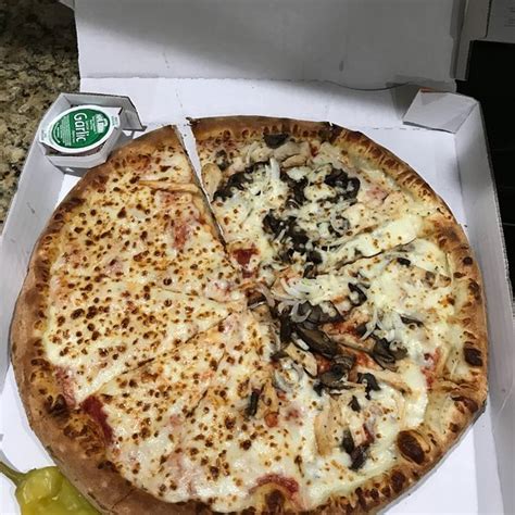 Papa Murphy's | Take 'N' Bake Pizza. ( 185 Reviews ) 2602 US Highway 411 South, Suite 100 Maryville, Tennessee 37801 (865) 982-2525. 