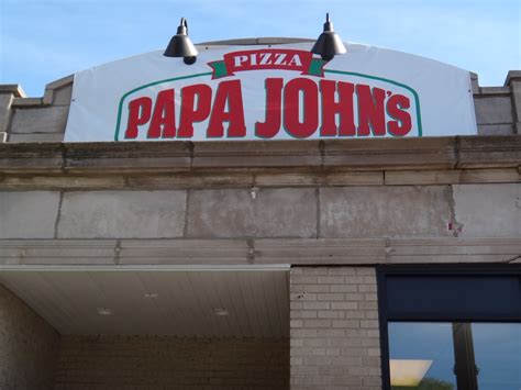 Papa Johns Pizza at 5200 Jimmy Carter Boulevard, 
