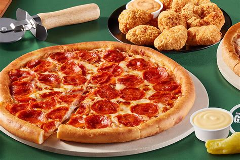 It’s a family gathering, memorable birthday, work celebration or simply a great meal. It’s our goal to make sure you always have the best ingredients for every occasion. Call us at (615) 325-7272 for delivery or stop by W Knight St for carryout to order your favorite, pizza, breadsticks, or wings today! Start Your Order.. 