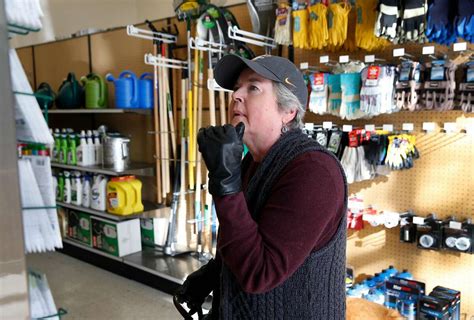 Papenhausen hardware san francisco. San Francisco's West Portal community came together to help a local hardware store reopen one year after a devastating fire gutted the shop. On Wednesday, Papenhausen Hardware Store was back in ... 