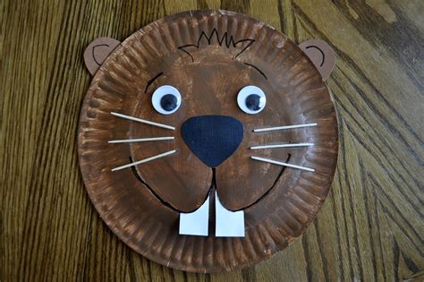 Paper Plate Groundhog - I Heart Crafty Things