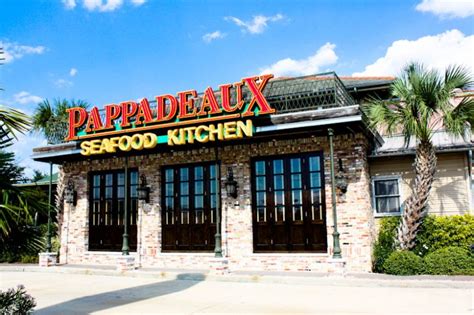 Pappadeaux's in the woodlands. Pappadeaux Seafood Kitchen is the largest concept in one of the largest family-owned and operated restaurant companies in the United States. The Pappas family of restaurants offers many different cuisines and traditions, but common to all is an obsession with quality food and superior service that's reflected in every aspect of the Guest experience. 