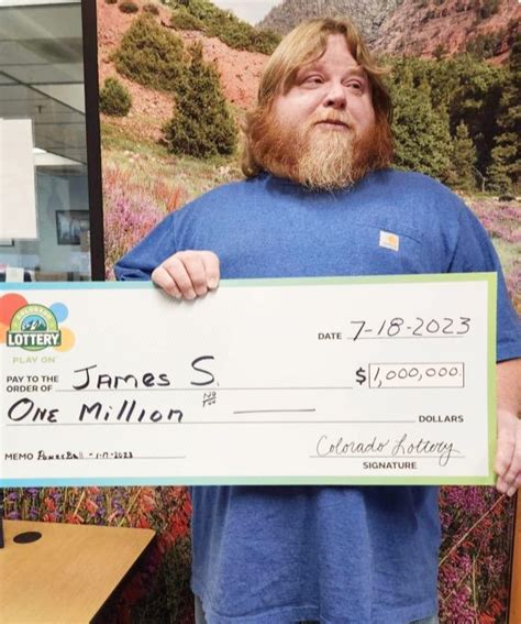 Parachute man waits a week with lotto ticket in his pocket, turns out to be a $1 million winner