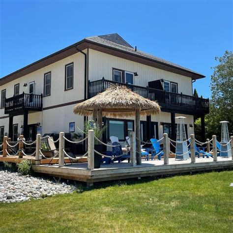 Paradise Inn On The Beach - Port Elgin, Canada - Cloudbeds