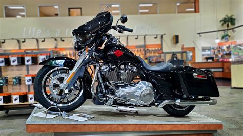 Paradise harley. Paradise Harley-Davidson® Inventory Every H-D Certified™ pre-owned motorcycle is thoroughly inspected and reconditioned by a certified H-D technician and is backed by a limited warranty. H-D® Certified™ pre-owned motorcycles can only be found at Harley-Davidson dealers, giving you the confidence in buying a used Harley-Davidson. 