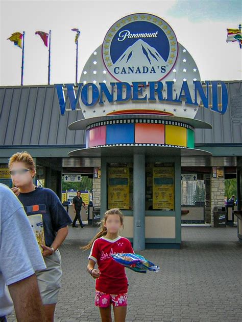 The Paramount Canada's Wonderland logo is made up of a bunch of different colors. These colors include teal, white, navy and silver. Beyond those 4 basic colors there are also 5 more specific colors found, these include mid …. 