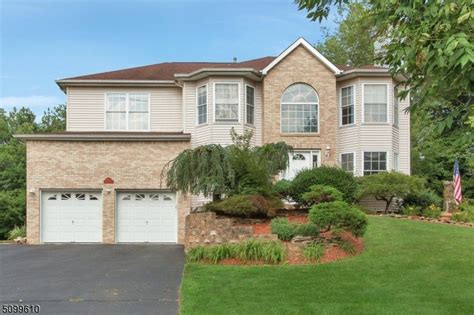 Paramus nj homes for sale. On average, homes in Paramus, NJ sell after 37 days on the market compared to the national average of 42 days. The average sale price for homes in Paramus, NJ over the last 12 months is $1,018,108 , up 6% from the average home … 
