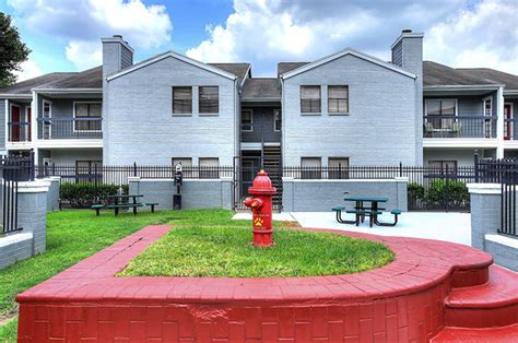 Parc at south green. Oct 15, 2018 · B- epIQ Rating. Read 176 reviews of Parc at South Green in Houston, TX with price and availability. Find the best-rated apartments in Houston, TX. 