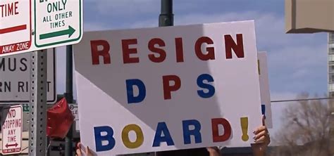 Parent group calls for Denver school board to resign