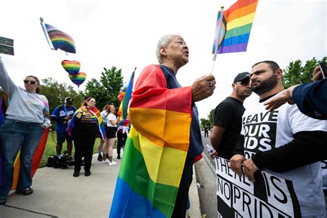 Parents and LGBTQ+ advocates clash at Saticoy Elementary School Pride protest