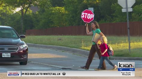 Parents concerned about intersection near northeast Austin school