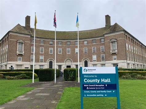 Parents take Somerset County Council to court over schools change