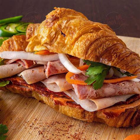 Paris bahn mi. Paris Banh Mi Cafe Bakery is a unique Vietnamese sandwich and coffee shop in Melbourne, FL. Alongside the traditional Vietnamese banh mi options, we proudly serve fresh-baked baguettes, croissants, and an extensive line of handcrafted specialty drinks, including our famous Paris By Night, to go along with our … 