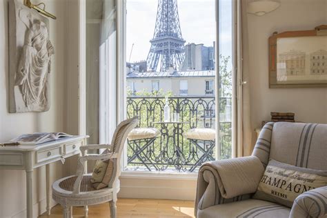 Paris perfect. At Paris Perfect, we offer apartments with fantastic views that even we get excited about. Whether you want to feel like you can reach out and touch the Eiffel Tower or see the white domes of Sacré-Cœur perched on the Butte of Montmartre, here are five of our best rentals that will make your jaw drop! 