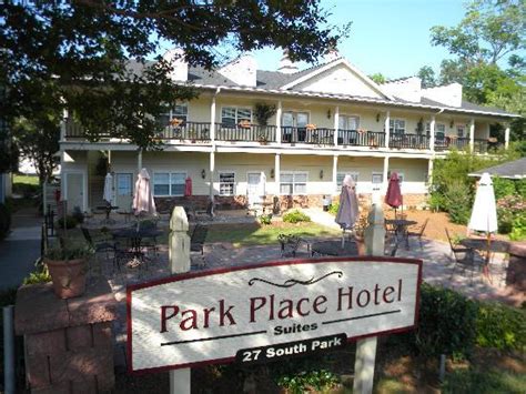 Park Place Hotel - hotels in Dahlonega.