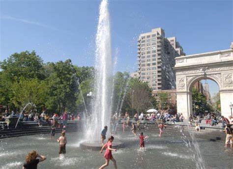 Park on the square. The Friends of Rittenhouse Square is a private, not-for-profit organization, and is tax exempt under Section 501(c)(3) of the Internal Revenue Code. Federal EIN (tax ID) number 23-2007694 Rittenhouse Square is part of the Fairmount Park System, 