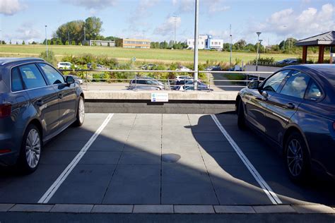 ParkSpot - Best Parking Solution. Паркирай лесно. Отдай бързо. Намери най-доброто решение за паркиране за всяко пътуване с кола. Печели допълнително от твоя паркинг, гараж или паркомясто..