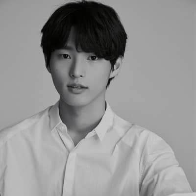 Park tae in ig.  He&rsquo;s trying to leech again.  2M Followers, 1 Following, 129 Posts - �...