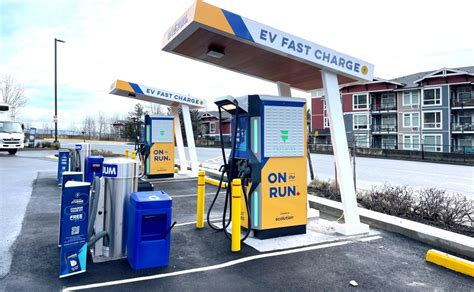 Parkland strikes electric vehicle station funding deal with Infrastructure Bank