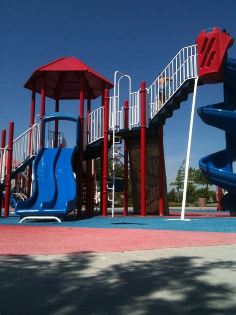 Parks in modesto. Which parks in Modesto is best for sport loves? Modesto has a lot of beautiful parks that cater to sports enthusiasts. Here are some of the best parks for sports lovers: Woodrow Park, East La Loma Park, Mark Twain Park, riverside park, Enslen Park, Roosevelt Park, Revard Manor Park, Eisenhut Park, Wesson Ranch Park, Sonoma Park. Which parks in ... 