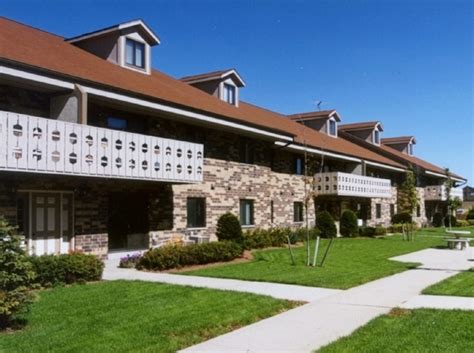 Parkway Central Apartments - West Allis, WI Trulia