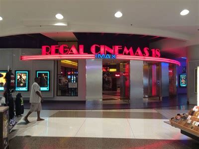 Parkway regal movies. Movies now playing at Regal Parkway Plaza & IMAX in El Cajon, CA. Detailed showtimes for today and for upcoming days. 