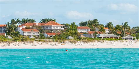 Parrots cay. Accommodation. COMO Parrot Cay is made up of hotel rooms, family suites and stunning houses on the beach, as well as multi-villa private estates with private pools and sweeping views of the Caribbean … 