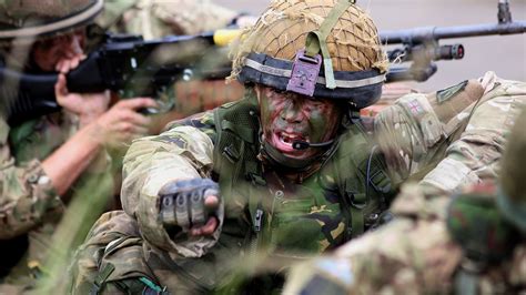 6 RIFLES has around 500 part-time soldiers from a wide variety of backgrounds, making us one of the largest reservist units in the British Army. The headquarters is in Wyvern Barracks, Exeter and the remainder of the battalion is spread over ten locations across the South West, with company headquarters and outstations in Cornwall, Devon, Dorset, …. 